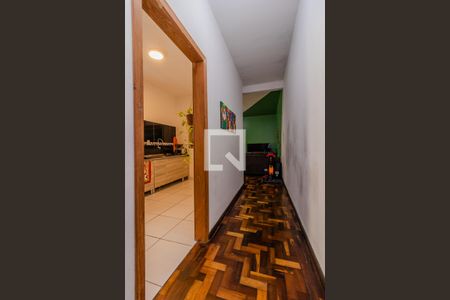 Corredor de apartamento para alugar com 2 quartos, 80m² em Farroupilha, Porto Alegre