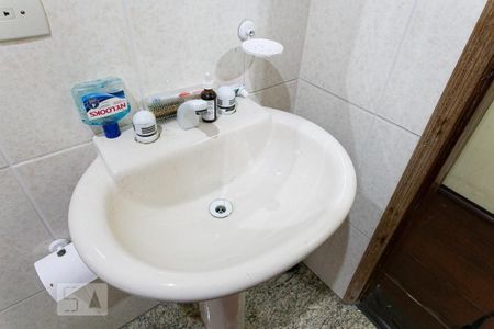 Casa para alugar com 155m², 3 quartos e 2 vagasBanheiro Social