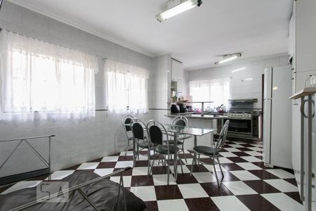 Casa para alugar com 155m², 3 quartos e 2 vagasCozinha