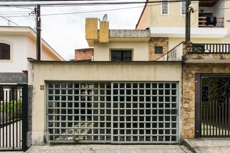 Casa para alugar com 155m², 3 quartos e 2 vagasFachada