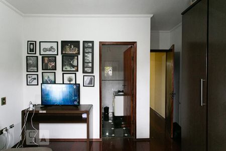 Casa para alugar com 155m², 3 quartos e 2 vagasSuíte