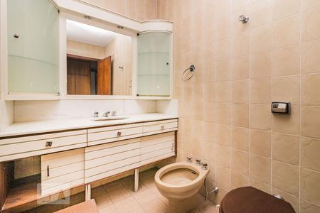 Casa à venda com 280m², 4 quartos e 3 vagasBanheiro da Suíte 3