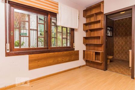 Casa à venda com 280m², 4 quartos e 3 vagasDormitório2