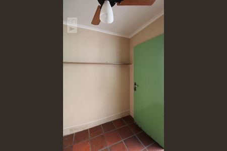 Casa à venda com 181m², 4 quartos e sem vagaDespejo (andar superior)