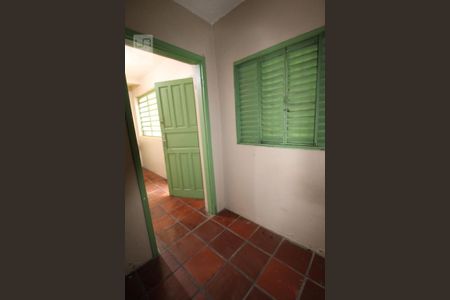 Casa à venda com 181m², 4 quartos e sem vagaDespejo (térreo)