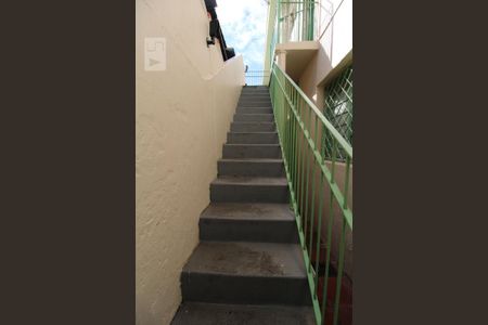 Casa à venda com 181m², 4 quartos e sem vagaEscada