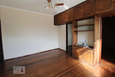 Casa à venda com 181m², 4 quartos e sem vagaSala (andar superior) -Casa 2