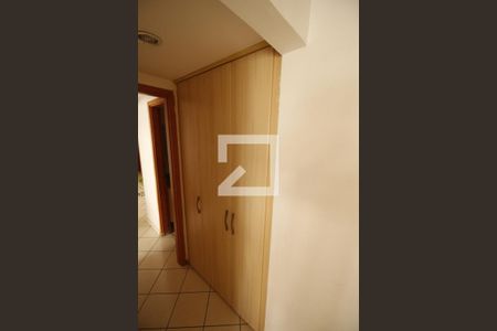 Apartamento à venda com 77m², 2 quartos e 1 vagaQuarto 2 - Armários