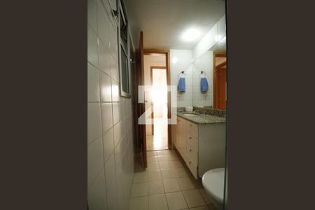 Apartamento à venda com 77m², 2 quartos e 1 vagaBanheiro