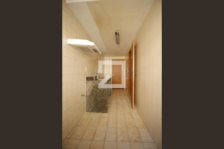 Apartamento à venda com 77m², 2 quartos e 1 vagaCozinha e Área de Serviço