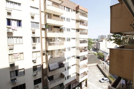 Apartamento à venda com 77m², 2 quartos e 1 vagaVista da Cozinha e Área de Serviço