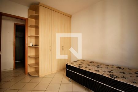 Apartamento à venda com 77m², 2 quartos e 1 vagaQuarto 1