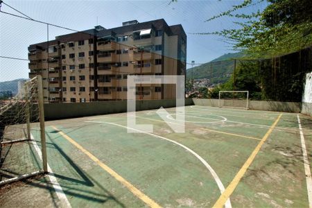 Apartamento à venda com 77m², 2 quartos e 1 vagaÁrea comum - Quadra