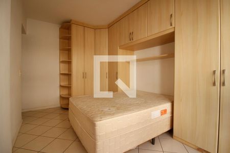 Apartamento à venda com 77m², 2 quartos e 1 vagaQuarto 2