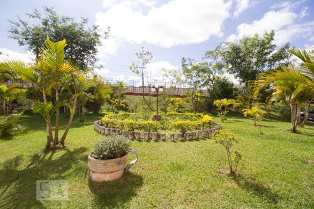Apartamento para alugar com 45m², 2 quartos e 1 vagaÁrea Verde