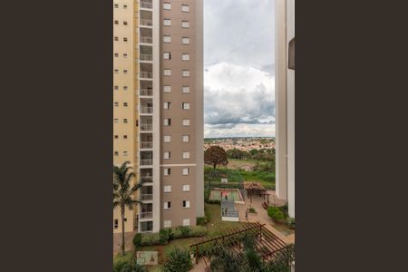 Apartamento para alugar com 74m², 2 quartos e 1 vagaVista do Quarto