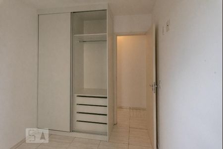 Apartamento para alugar com 74m², 2 quartos e 1 vagaQuarto