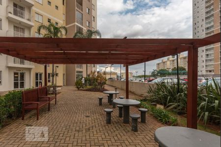 Apartamento para alugar com 74m², 2 quartos e 1 vagaÁrea comum