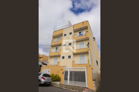 Apartamento à venda com 120m², 2 quartos e 1 vaga Apartamento à venda com 120m², 2 quartos e 1 vagaFachada