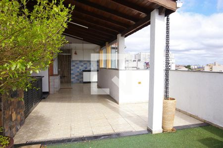 Apartamento à venda com 120m², 2 quartos e 1 vaga Apartamento à venda com 120m², 2 quartos e 1 vagaÁrea Externa