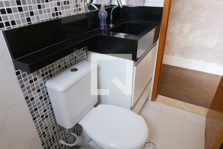 Apartamento à venda com 120m², 2 quartos e 1 vaga Apartamento à venda com 120m², 2 quartos e 1 vagaBanheiro