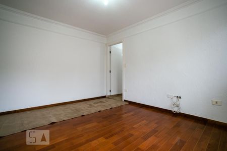 Casa à venda com 296m², 3 quartos e 2 vagasSala de TV