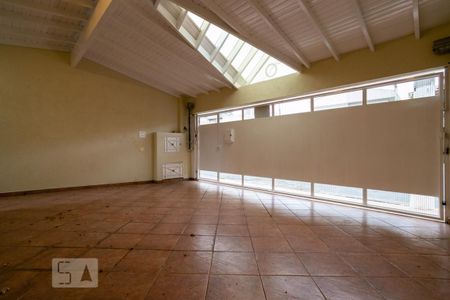 Casa à venda com 296m², 3 quartos e 2 vagasGaragem