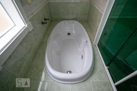 Casa à venda com 296m², 3 quartos e 2 vagasBanheiro da suíte 1