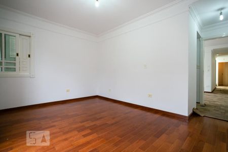 Casa à venda com 296m², 3 quartos e 2 vagasSuíte 2