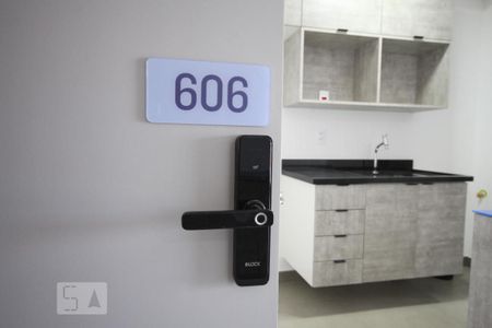 Apartamento para alugar com 60m², 2 quartos e 1 vagaFechadura eletrônica