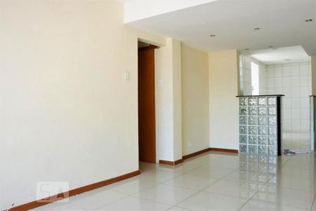 Sala de apartamento para alugar com 2 quartos, 100m² em Méier, Rio de Janeiro