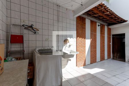 Casa à venda com 157m², 3 quartos e 1 vagaÁrea de Serviço