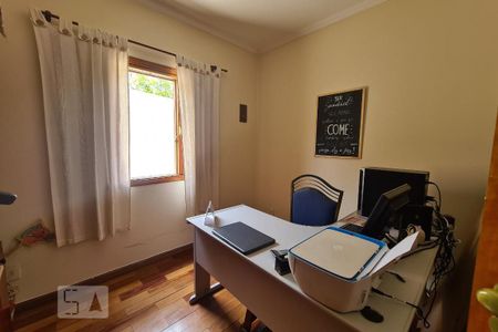 Casa para alugar com 350m², 4 quartos e NaN vagas Casa para alugar com 350m², 4 quartos e NaN vagasQuarto 4