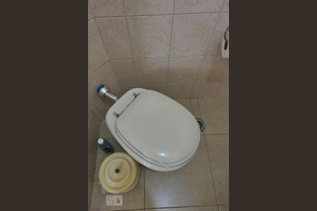 Casa para alugar com 350m², 4 quartos e NaN vagas Casa para alugar com 350m², 4 quartos e NaN vagasDetalhe Lavabo