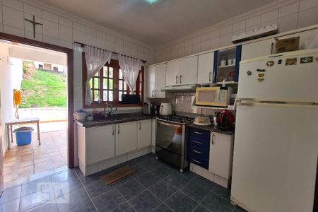 Casa para alugar com 350m², 4 quartos e NaN vagas Casa para alugar com 350m², 4 quartos e NaN vagasCozinha