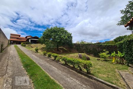 Casa para alugar com 350m², 4 quartos e NaN vagas Casa para alugar com 350m², 4 quartos e NaN vagasGaragem