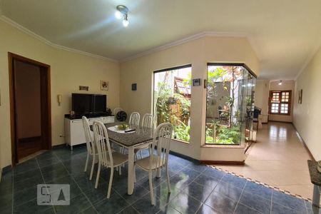 Casa para alugar com 350m², 4 quartos e NaN vagas Casa para alugar com 350m², 4 quartos e NaN vagasCopa
