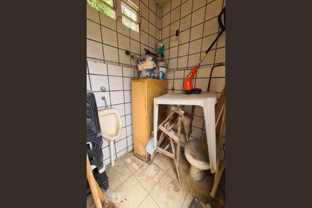 Casa para alugar com 350m², 4 quartos e NaN vagas Casa para alugar com 350m², 4 quartos e NaN vagasBanheiro Externo