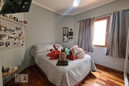 Casa para alugar com 350m², 4 quartos e NaN vagas Casa para alugar com 350m², 4 quartos e NaN vagasQuarto 2