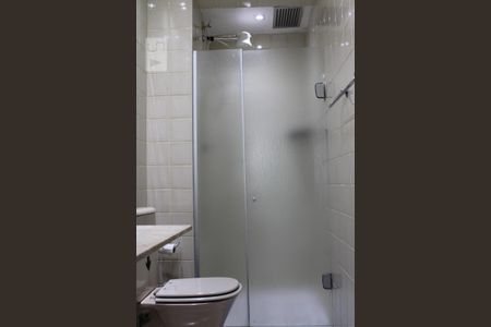 Apartamento para alugar com 178m², 3 quartos e 2 vagasBanheiro corredor