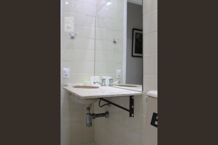 Apartamento para alugar com 178m², 3 quartos e 2 vagasBanheiro -pia