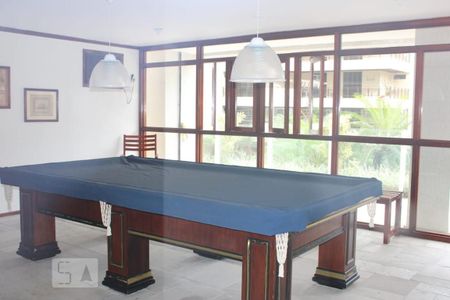 Apartamento para alugar com 178m², 3 quartos e 2 vagasÁrea comum salão de jogos