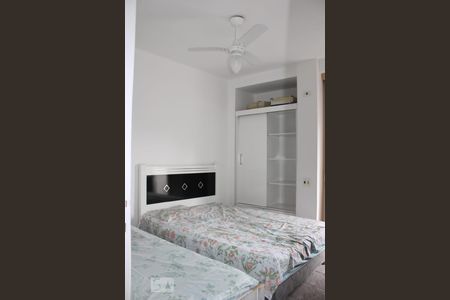 Apartamento para alugar com 178m², 3 quartos e 2 vagasQuarto 1 armário