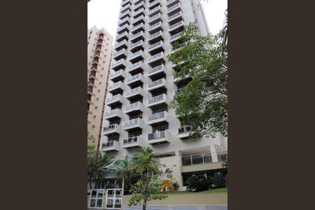 Apartamento para alugar com 178m², 3 quartos e 2 vagasFachada do bloco