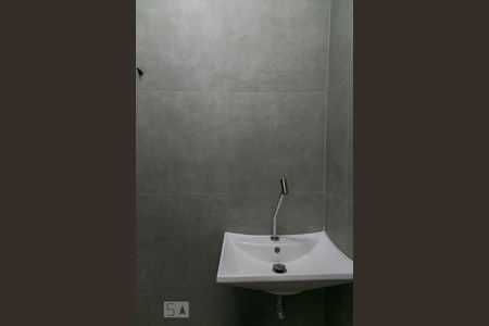 Casa à venda com 455m², 5 quartos e 3 vagasBanheiro 2