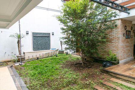 Casa à venda com 455m², 5 quartos e 3 vagasQuintal