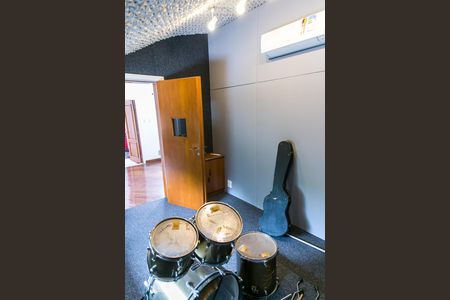 Casa à venda com 455m², 5 quartos e 3 vagasSala Acústica 