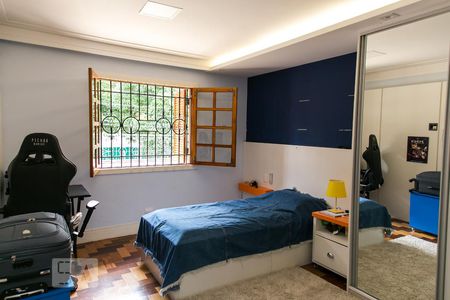 Casa à venda com 455m², 5 quartos e 3 vagasQuarto 2