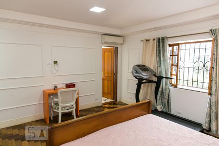 Casa à venda com 455m², 5 quartos e 3 vagasSuíte