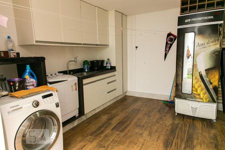 Casa à venda com 455m², 5 quartos e 3 vagasÁrea de Serviço